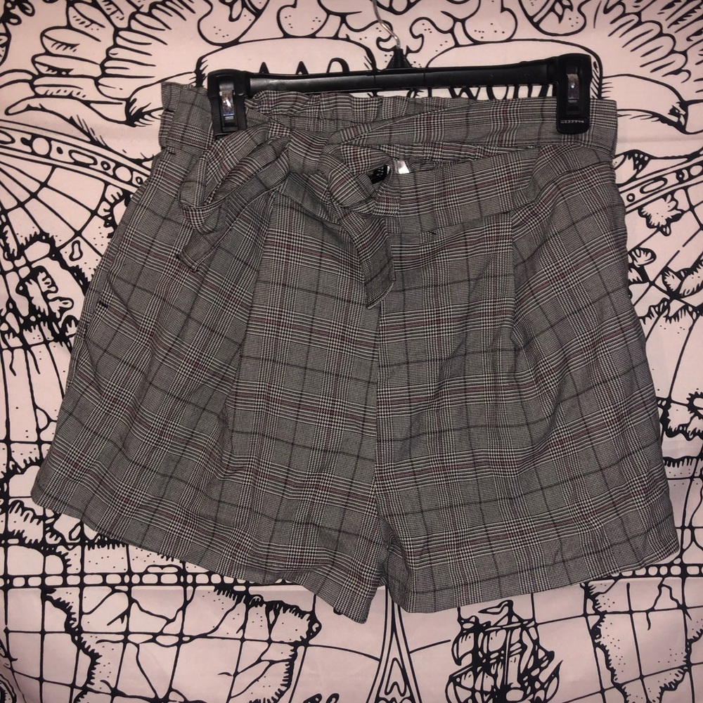 Plaid H&M shorts
